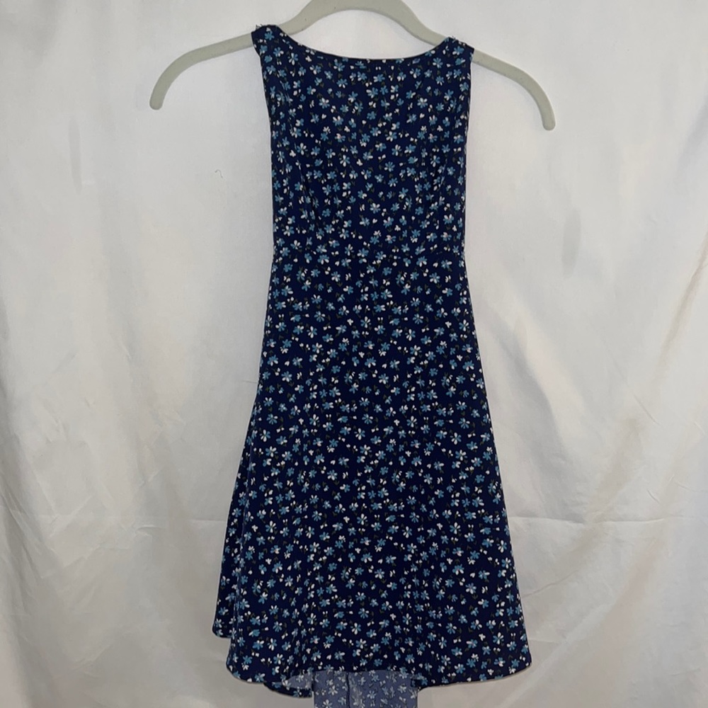 SHEIN PETITE Ditsy Floral Crisscross Tie Backless Cami Dress